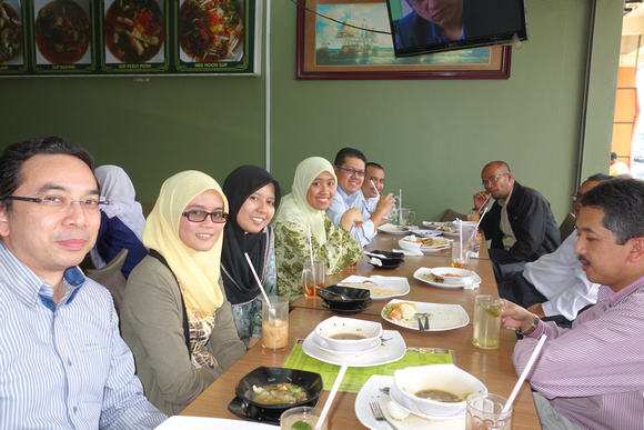 SCM Project Team - Lunch Out