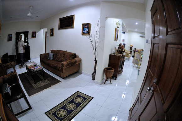 Faizah & Wan Jaafar Home Visit
