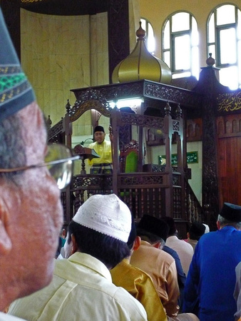 Hari Raya 2007 - Prayer at Mosque