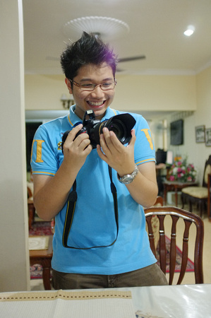 Muiz with new Nikon D5100