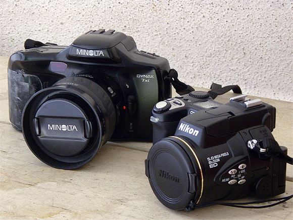 Minolta 7xi and Nikon CP5700