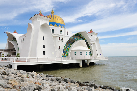 Melaka Seaside Mosque