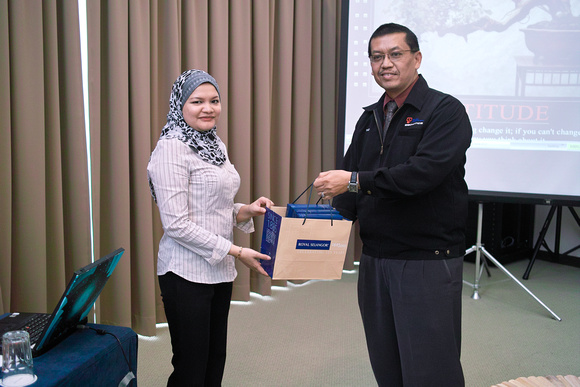ICT Division visits Bank Negara Malaysia