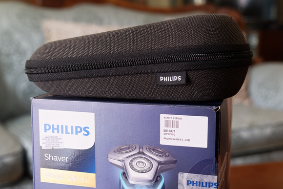 Philips S9000 Electric Shaver