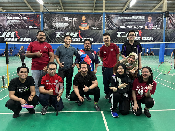 E-SONS badminton match