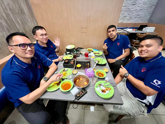 Lunch with E-SONS team at Seoul Garden