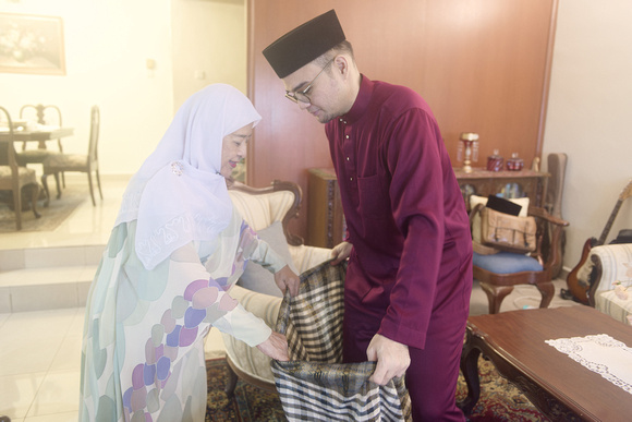 Hari Raya Aidilfitri 2024 - Mariam and family