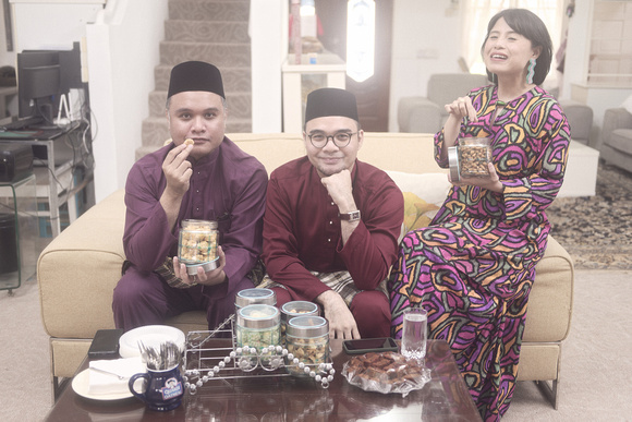 Hari Raya Aidilfitri 2024 - Arwah Mak Non Staffield