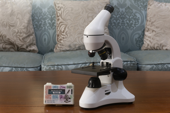 USCamel 40-2000x Microscope