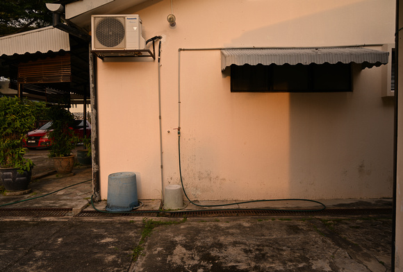 Home Outdoor - HiRes Pixel Shift
