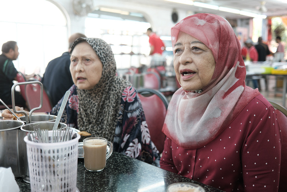 Breakfast with Shahril, Leena and Mariam